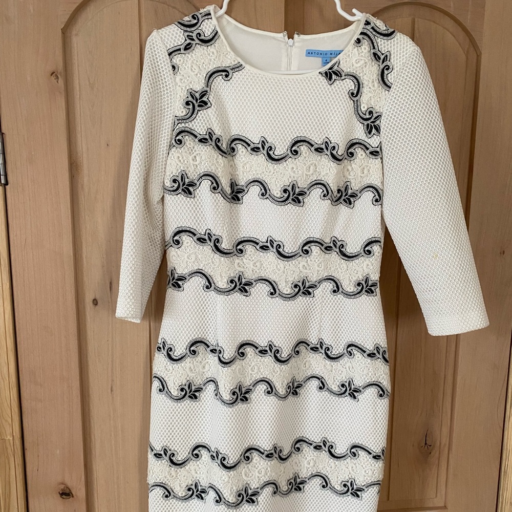 Antonio Melani Lace Dress 👗